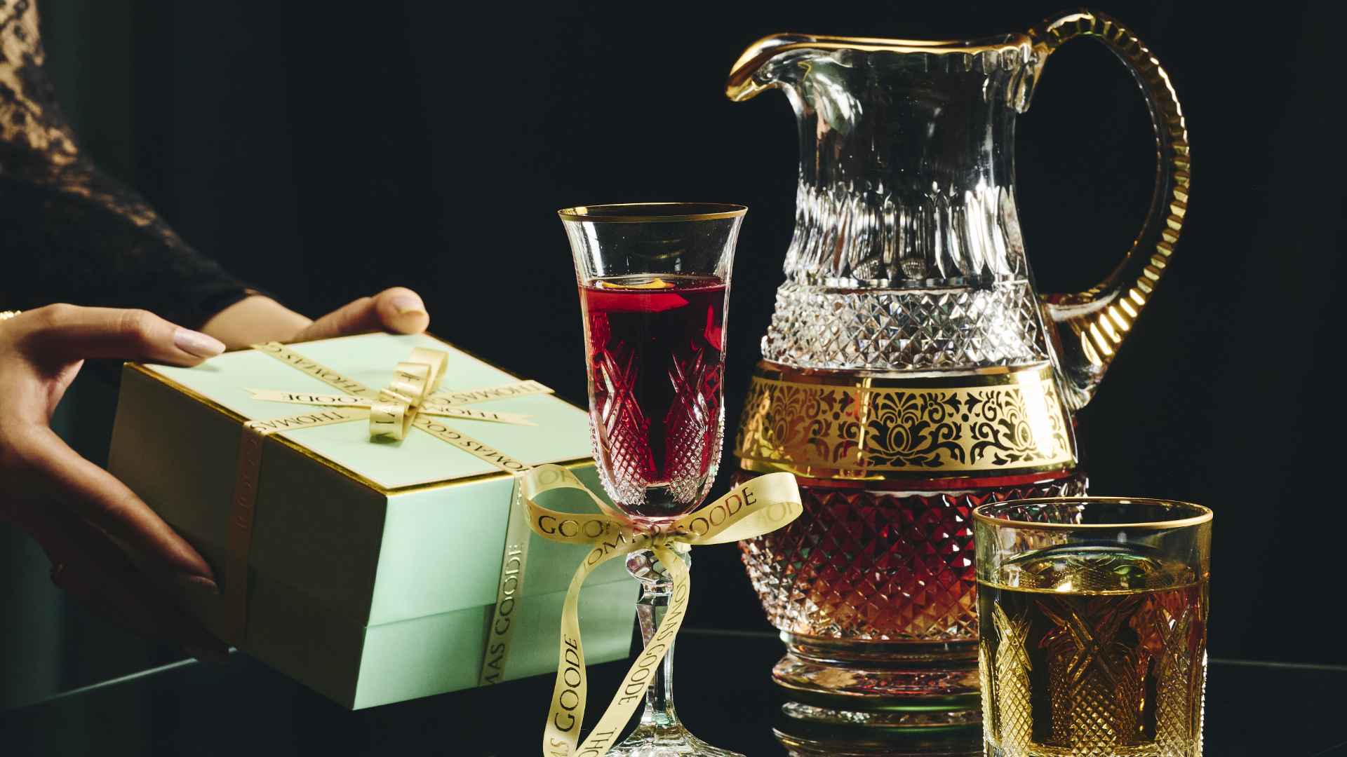 The Art of New Beginnings: Luxury Gifts That Symbolize Prosperity and Elegance